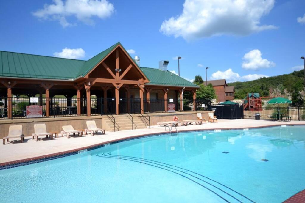 Couples Condo Retreat Overlooking Golf Course Branson West Exteriér fotografie
